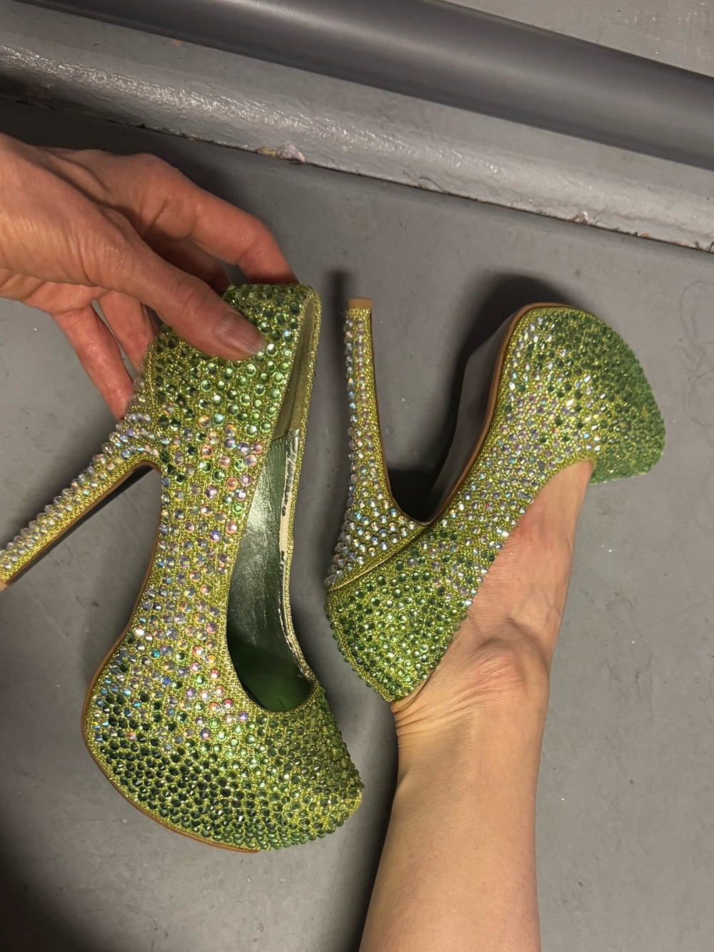 Green Crystal Embellished Platform High Heels - Women US 8